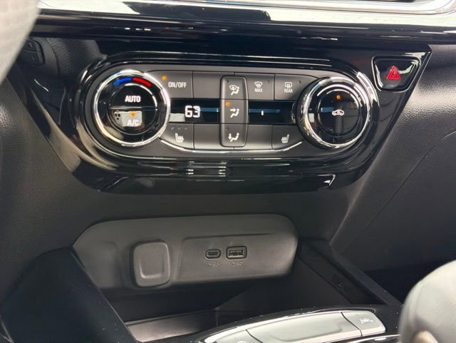 New 2026 Mosaic Black Metallic Chevrolet 2RS image 27