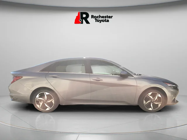 Used 2023 Silver Hyundai Limited image 3