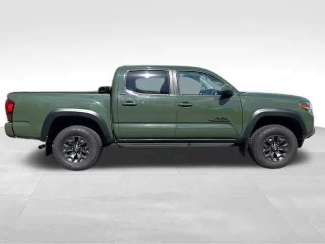 Certified Used 2021 Green Toyota SR5 image 7