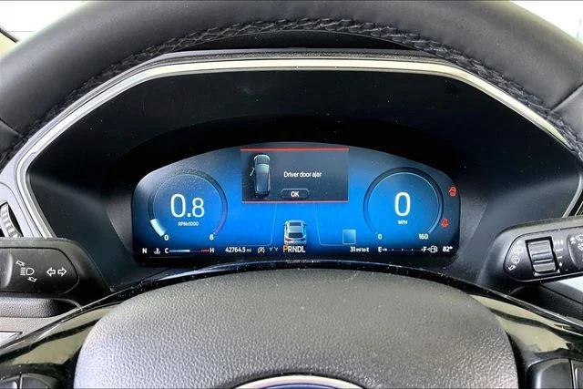 Used 2023 Silver Ford Platinum image 12