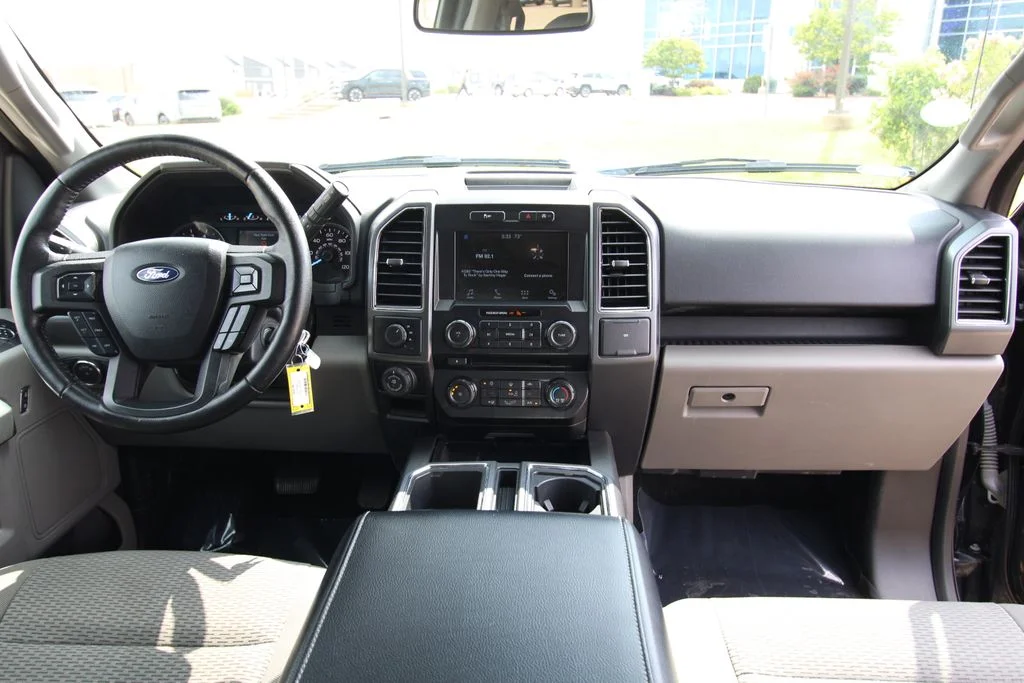 Used 2018 Black Ford XLT image 45