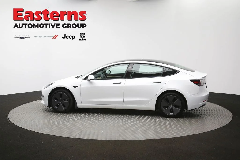 Used 2021 White Tesla Standard Range Plus image 55
