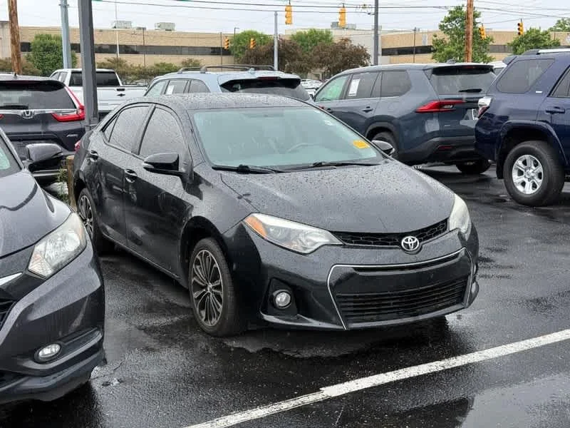 2015 Toyota Corolla S Plus AT's photo