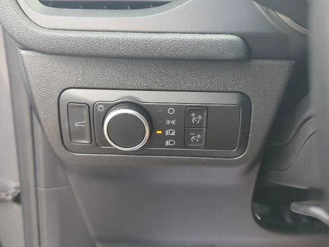 Used 2024  Ford Active image 19