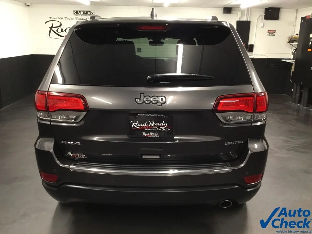 Used 2020 Gray Jeep Limited image 9