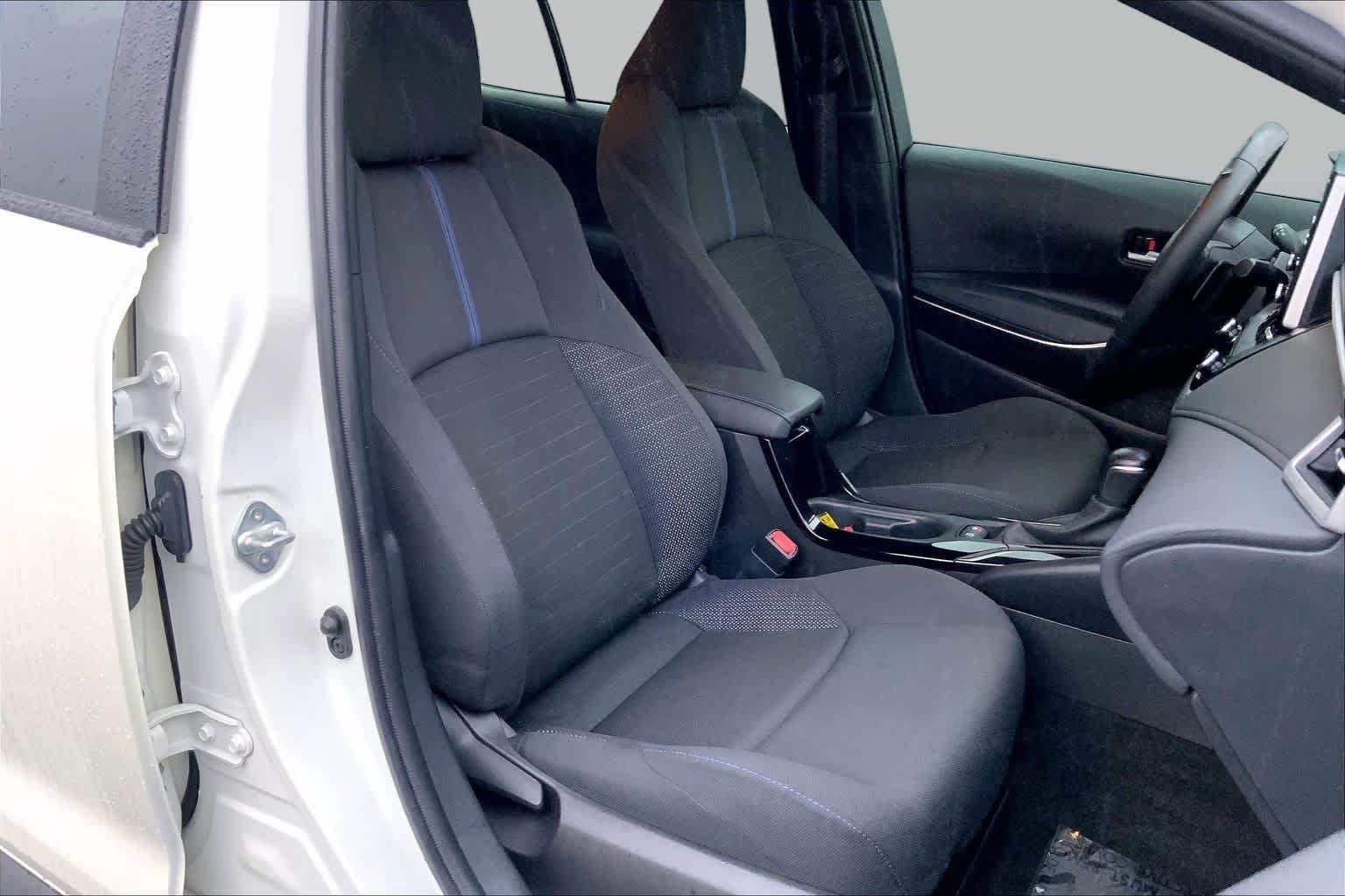 Used 2020 Super White Toyota SE image 8