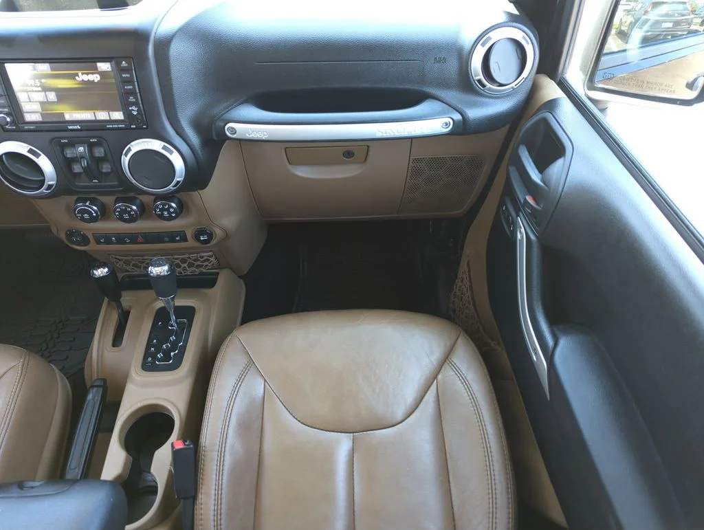Used 2014 Black Jeep Unlimited Sahara image 16