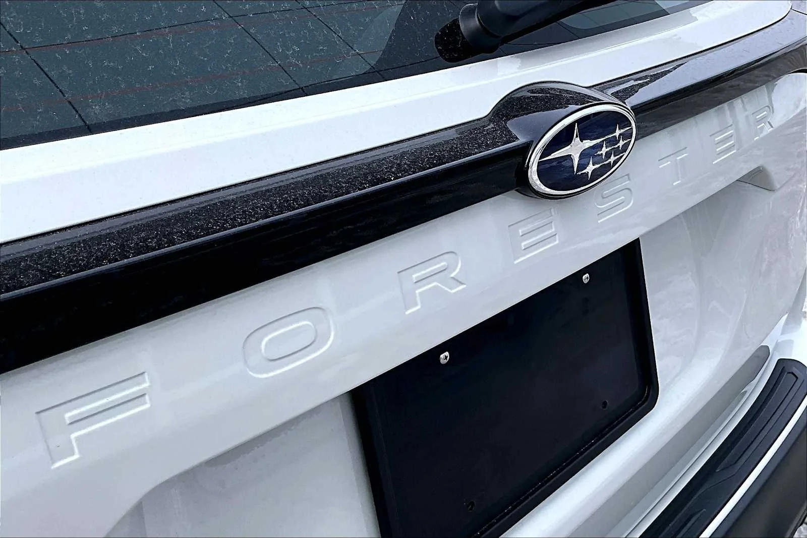 New 2026 Crystal White Pearl Subaru  image 12