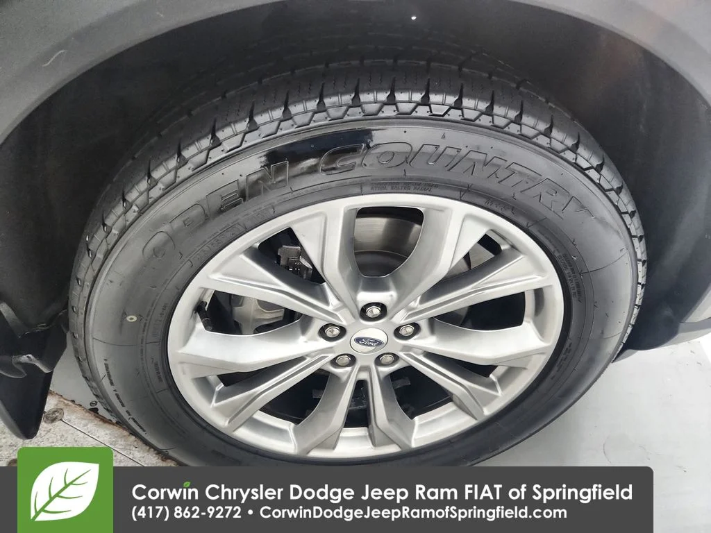Used 2022 Gray Ford XLT image 33
