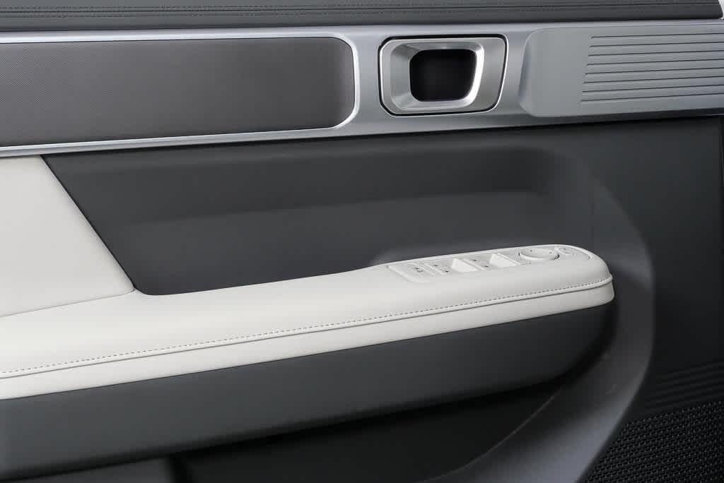New 2026 Rockwood Green Hyundai SEL FWD image 17