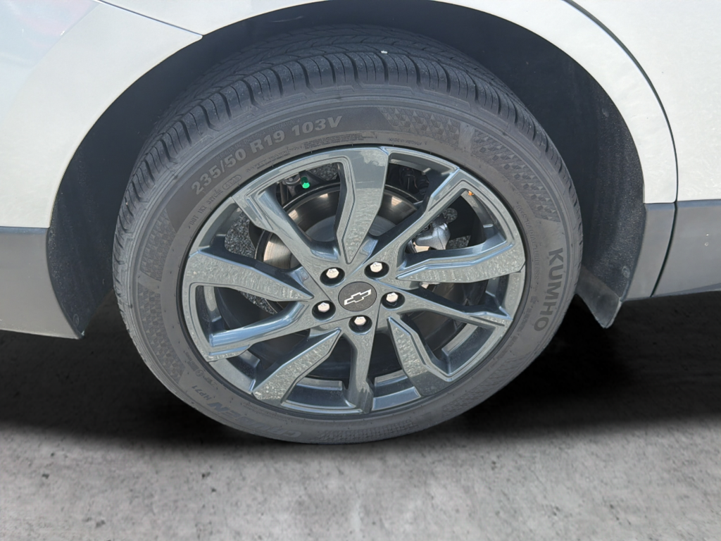 Used 2022 Silver Chevrolet RS image 59