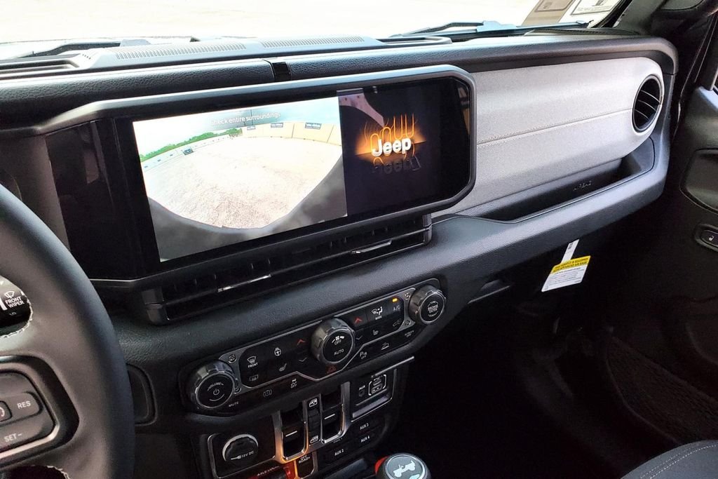 2025 Jeep Wrangler 4xe Willys 4XE - Photo 9