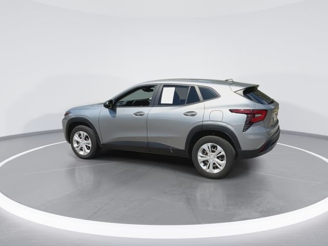 Used 2024 Gray Chevrolet LS image 8
