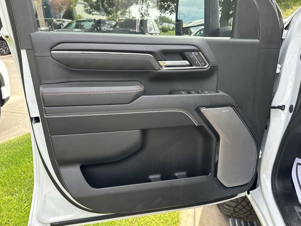 Certified Used 2025 Summit White GMC AT4X image 24
