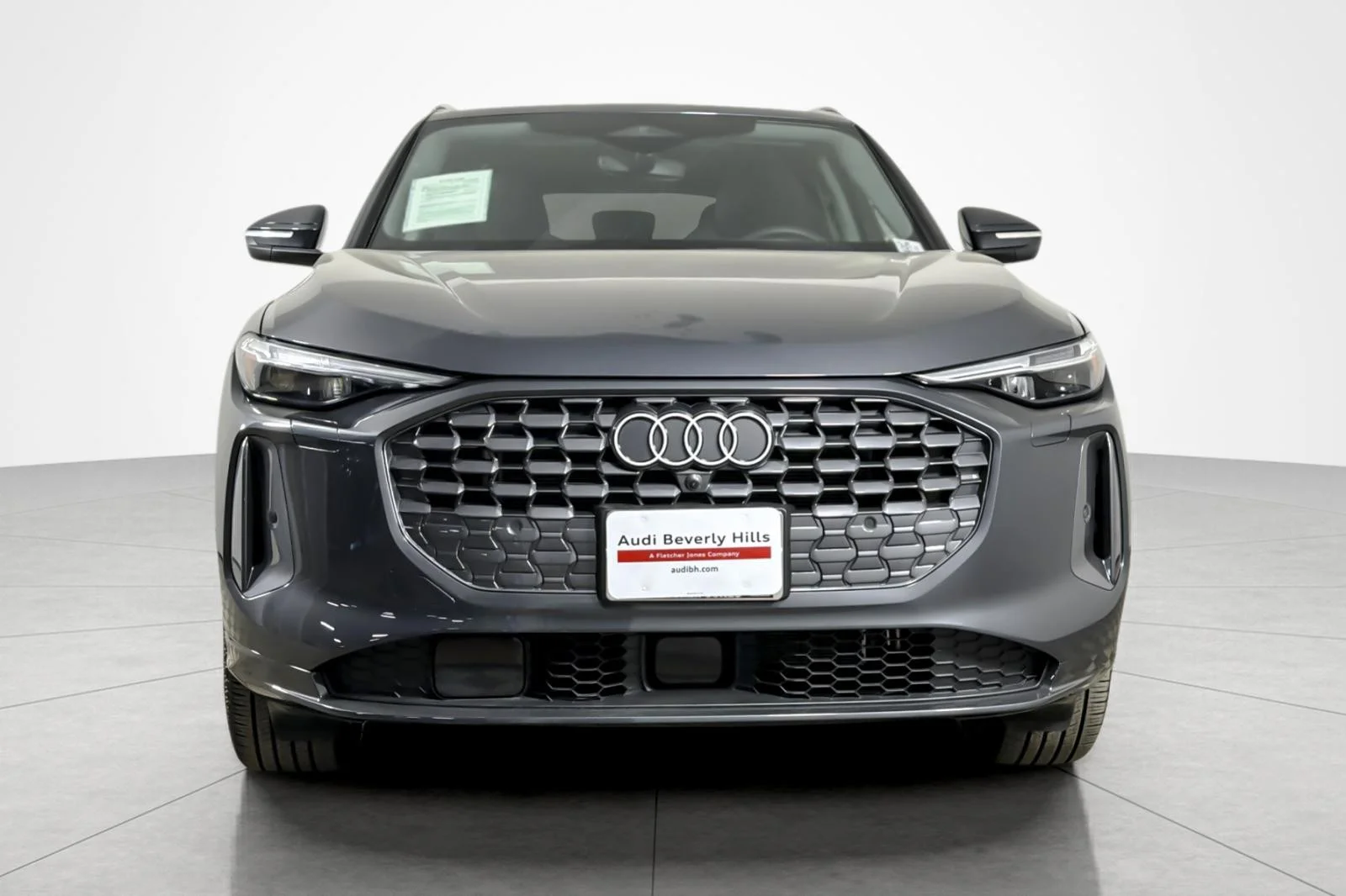 Used 2025 Tambora Gray Metallic Audi Premium Plus 2.0 TFSI quattro image 8
