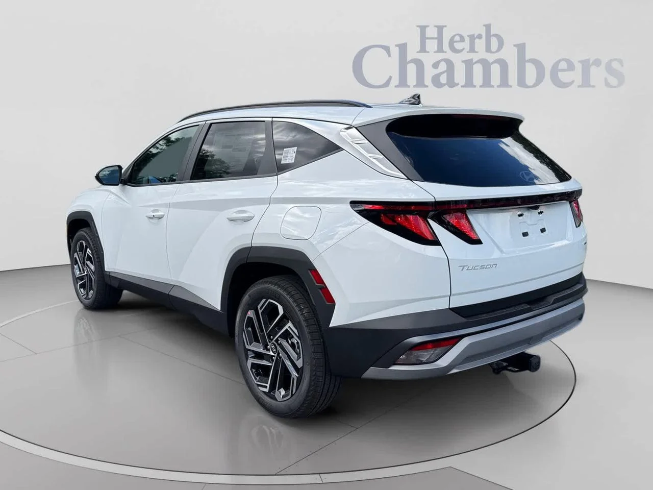 New 2026 White Hyundai SEL Plus AWD image 3