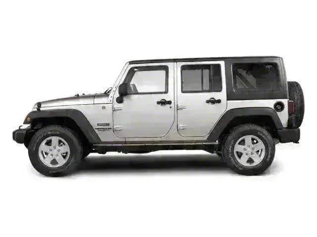 Used 2010 Silver Jeep Unlimited Sahara image 3