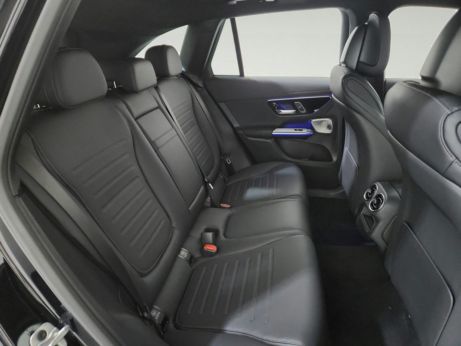 Certified Used 2026 Black Mercedes-Benz GLC 300 image 21