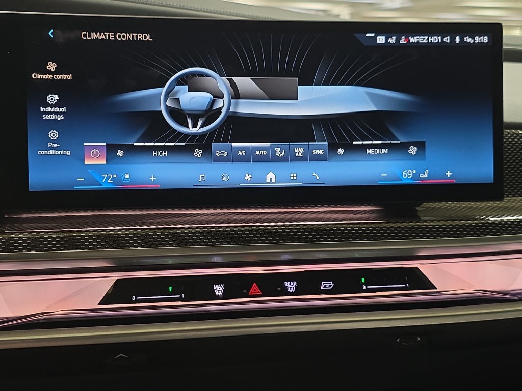 Certified Used 2023 Black Sapphire Metallic BMW xDrive60 image 25