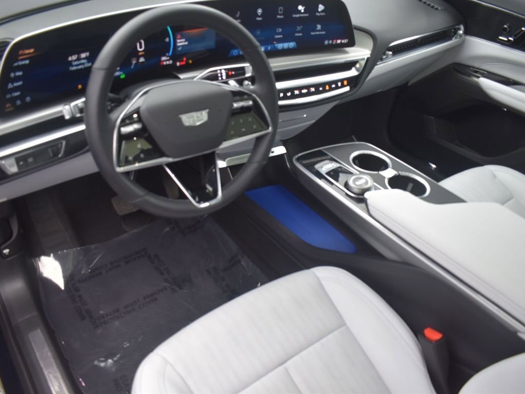 2024 CADILLAC LYRIQ - Image 11