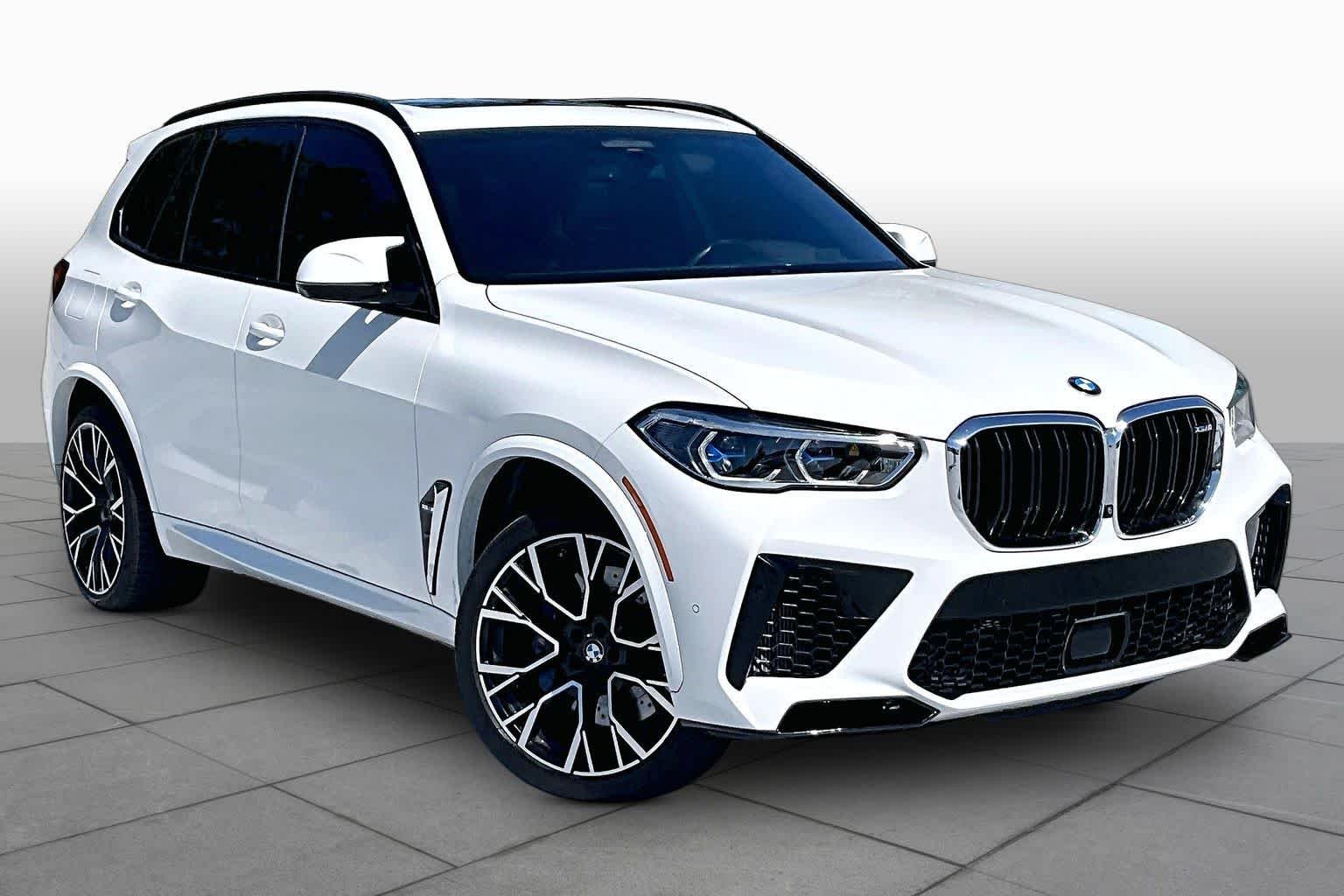 Used 2022 Alpine White BMW  image 3