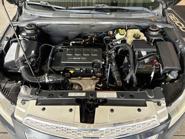 Used 2011 BLACK GRANITE METALLIC Chevrolet LT w/1LT image 27