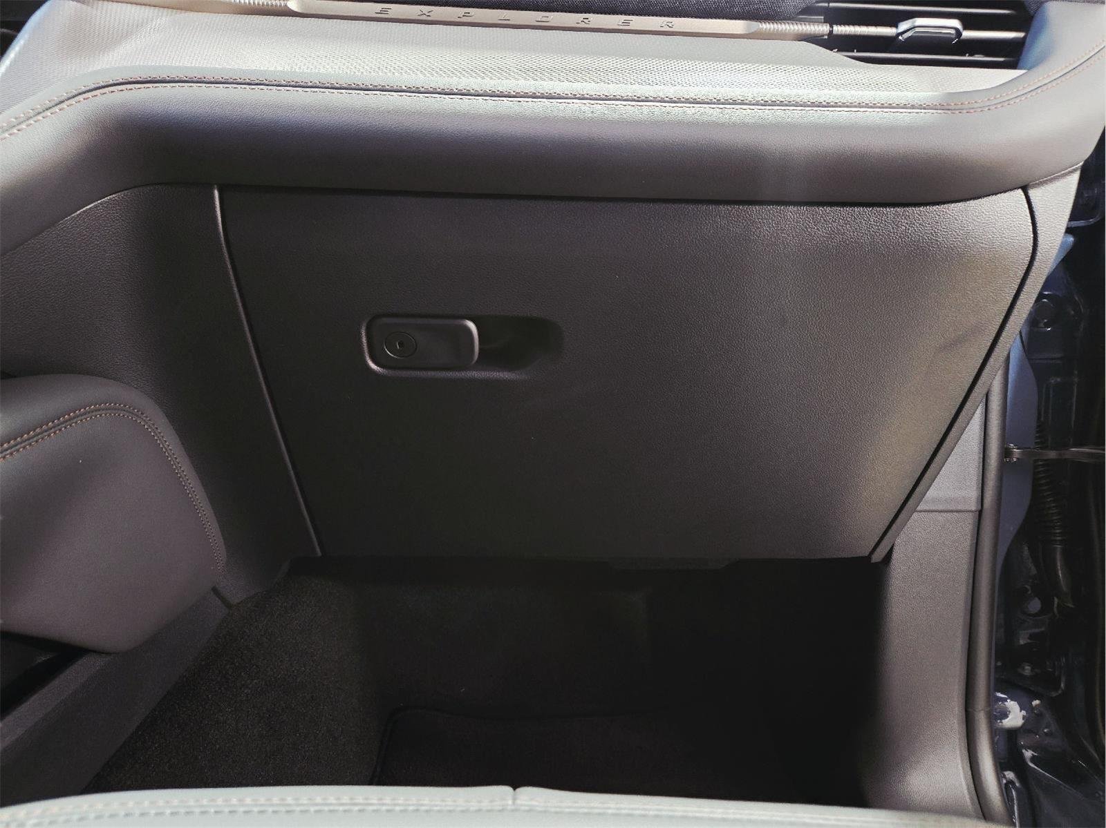 New 2026 Vapor Blue Metallic Ford Active image 107