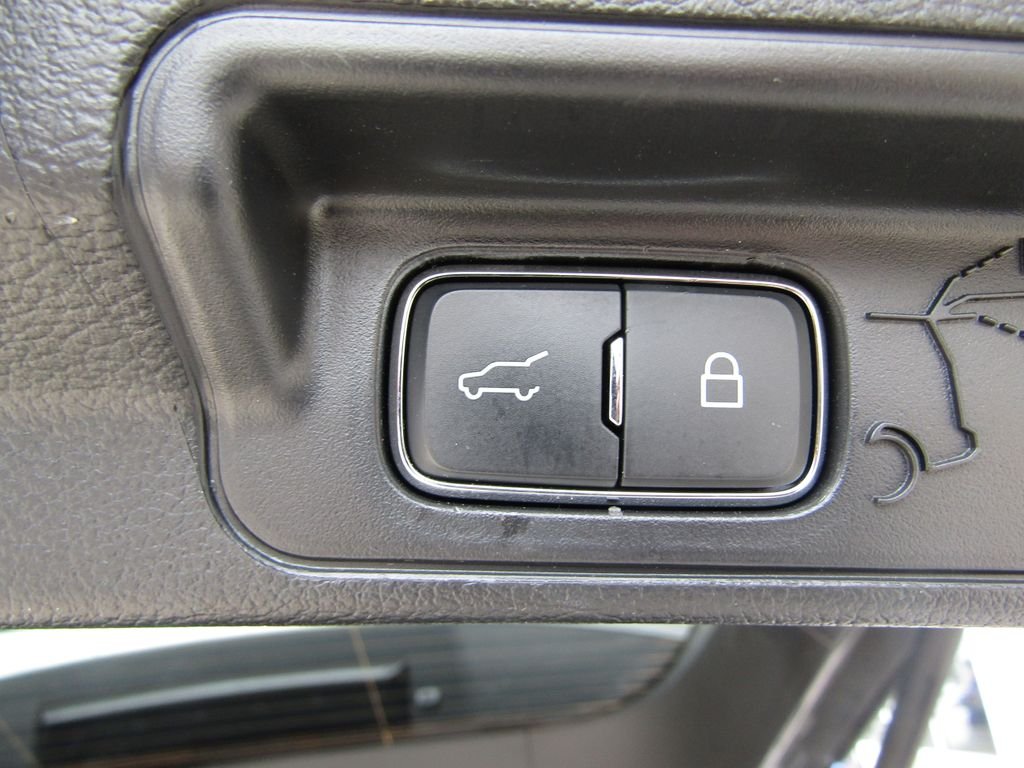Used 2025 Gray Ford Platinum image 24