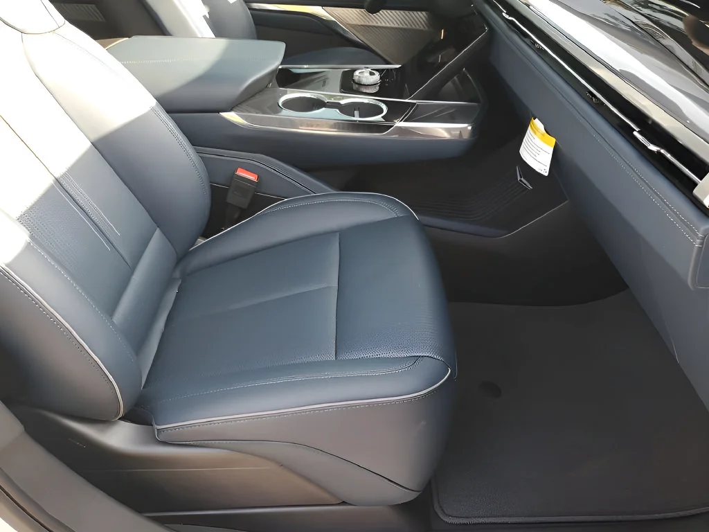 2026 Cadillac Escalade IQL Premium Sport - Photo 20