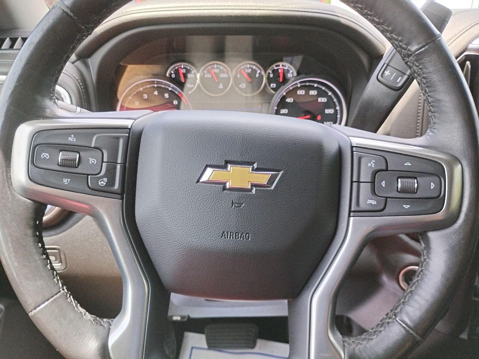 Used 2022 White Chevrolet LTZ image 24