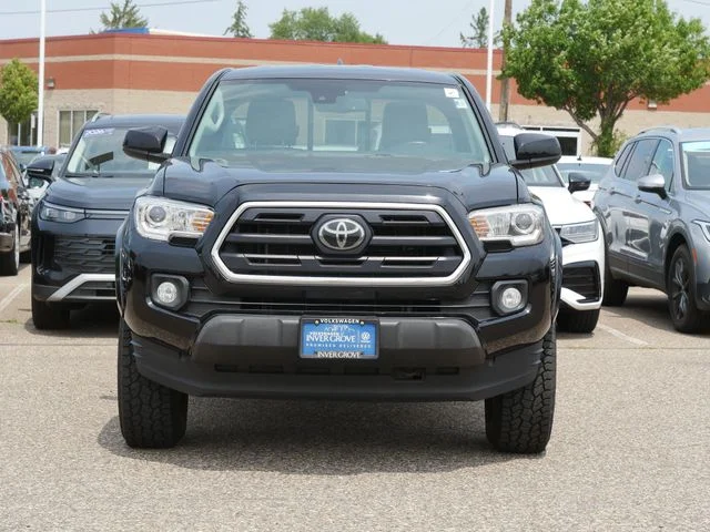 Used 2018 Toyota Tacoma SR5 with VIN 5TFSZ5AN5JX164424 for sale in Inver Grove Heights, Minnesota