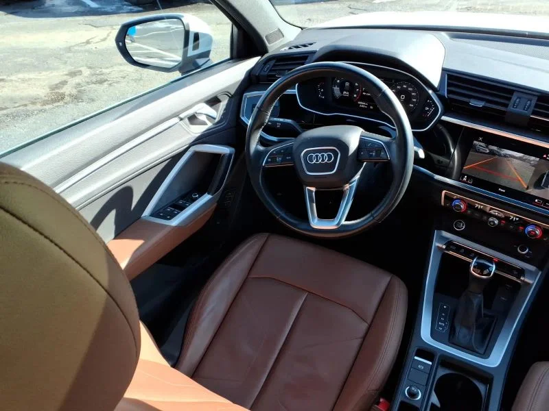 Used 2022  Audi 40 TFSI Premium Plus Sport Utility 4D image 17
