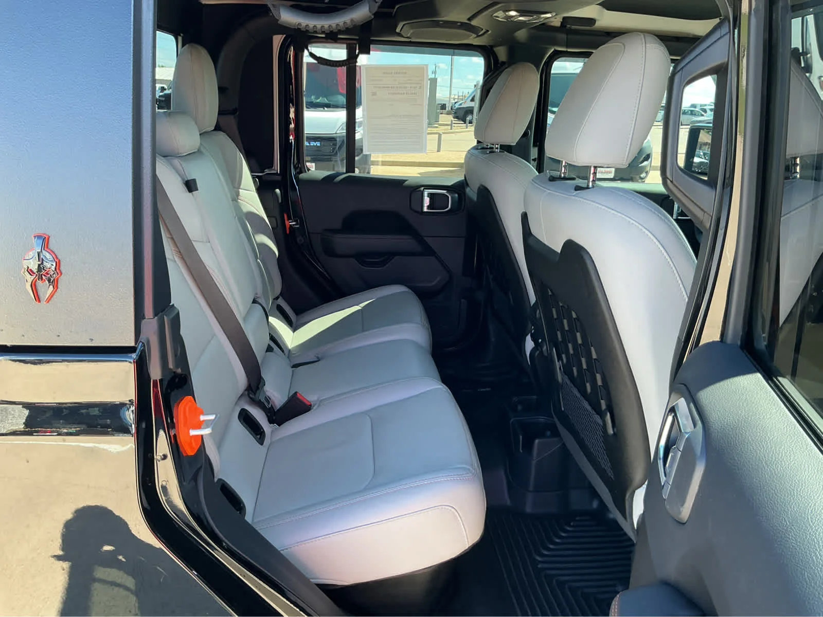 Used 2023 Black Clearcoat Jeep Mojave image 18