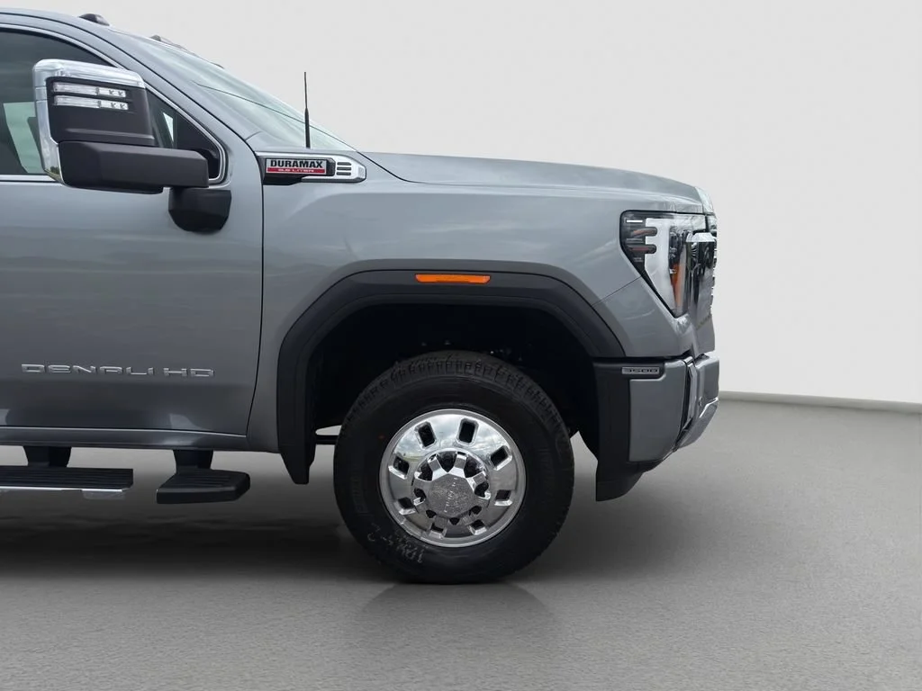 2026 GMC Sierra 3500HD Denali - Photo 23