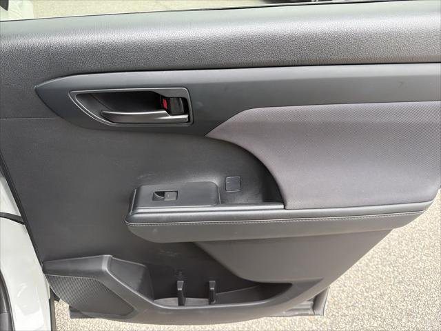 Certified Used 2024 WIND CHILL PEARL Toyota LE image 26
