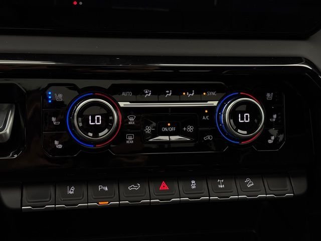 New 2026 Onyx Black GMC AT4X image 31