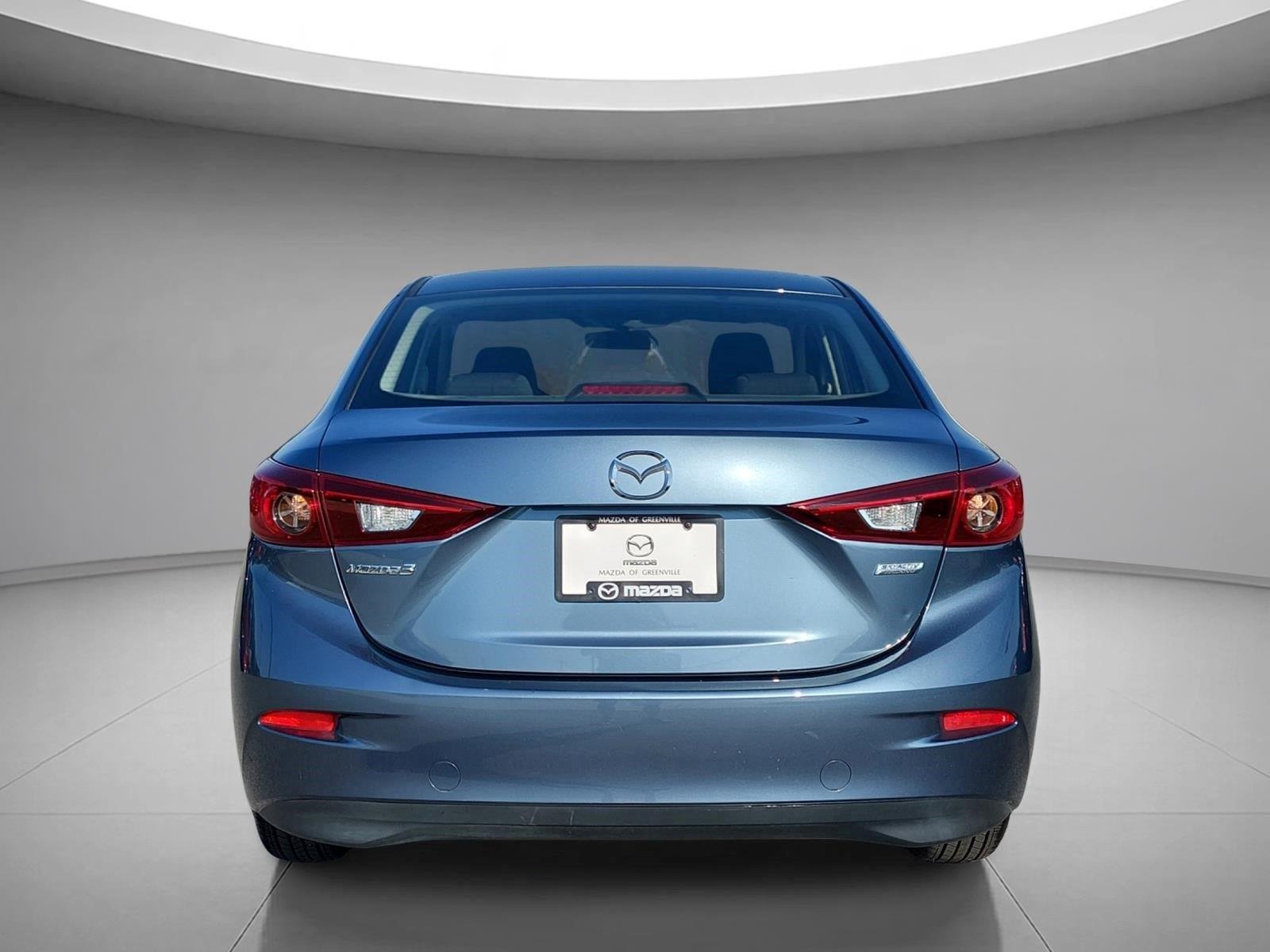 Used 2015 Blue Reflex Mica Mazda i Sport image 4