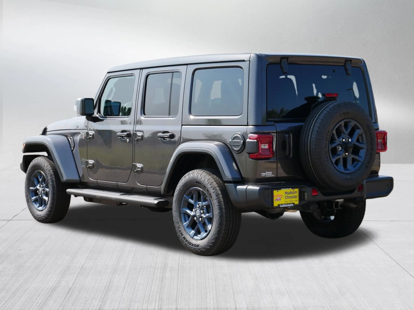 New 2026 Granite Crystal Metallic Clear-Coat Exterior Paint Jeep 85th Anniversary image 3