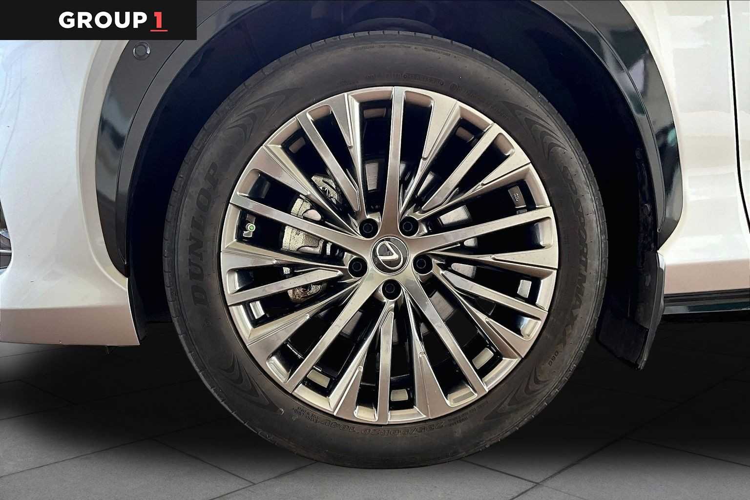 Certified Used 2023 Iridium Lexus Luxury image 8
