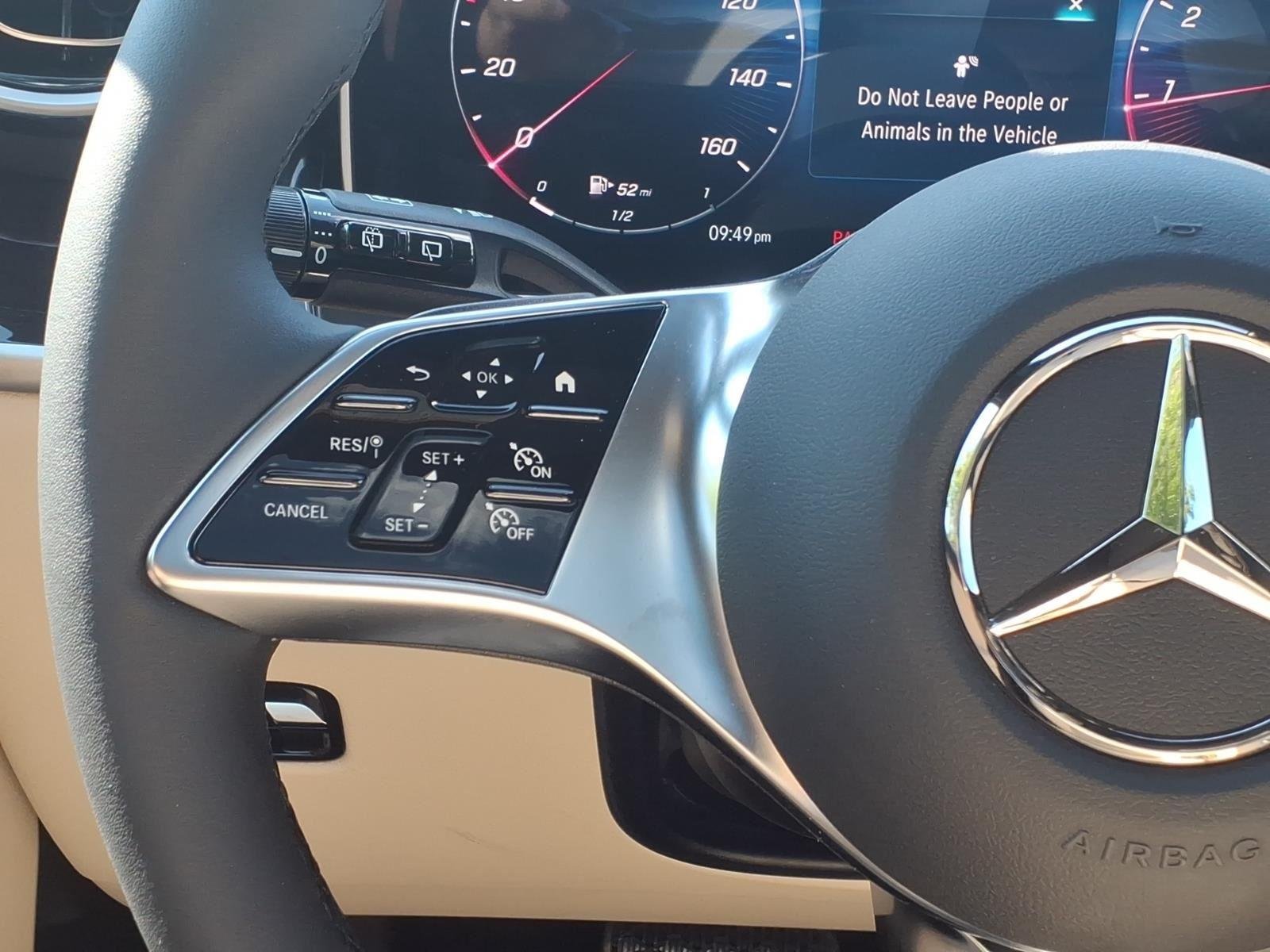 New 2026 BLACK Mercedes-Benz GLC 300 image 14