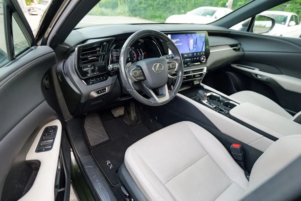 Used 2023 Green Pearl Lexus 350 Premium image 16