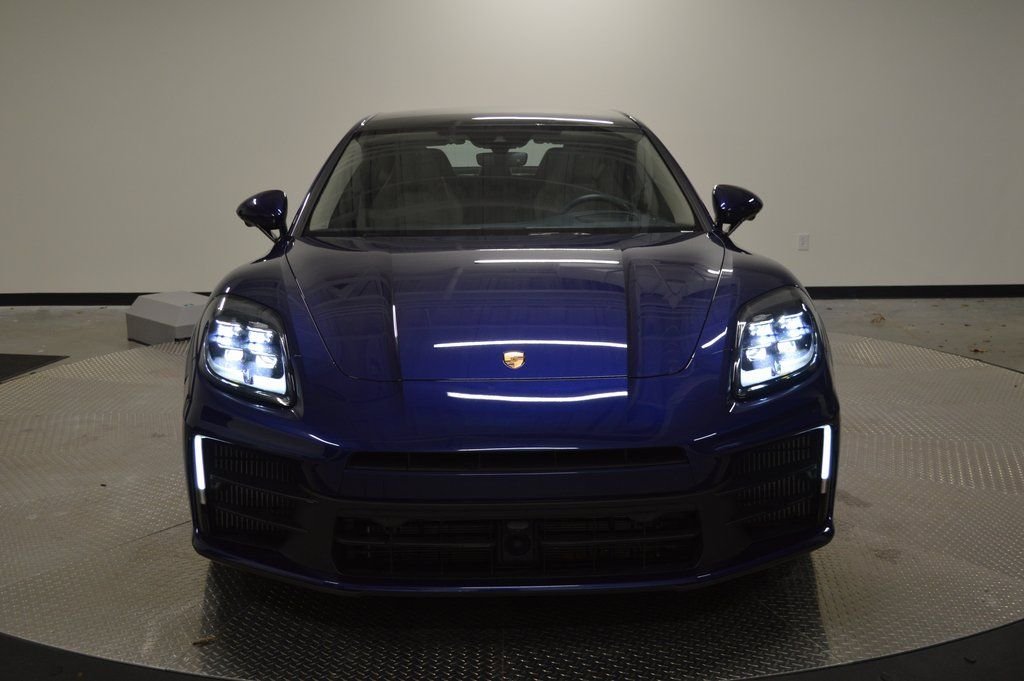 Used 2025 Blue Porsche  image 10