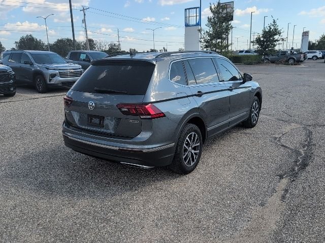Used 2020 Gray Volkswagen 2.0T SE image 16