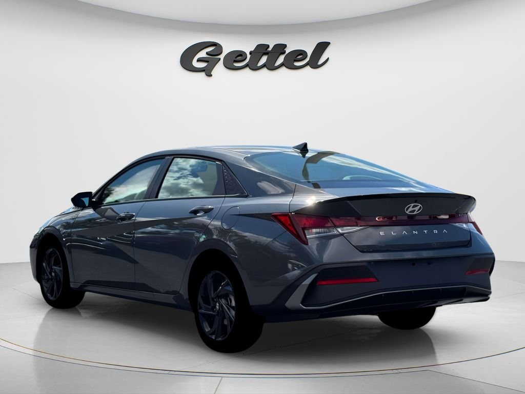 New 2026 Gray Hyundai SEL Sport image 10