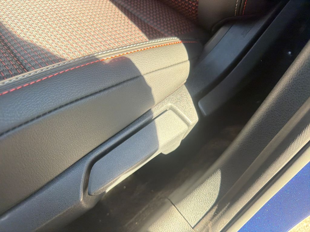 New 2026 Nissan Kicks SR 4D Sport Utility