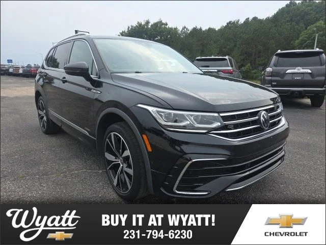 2022 Volkswagen Tiguan SEL R-LINE