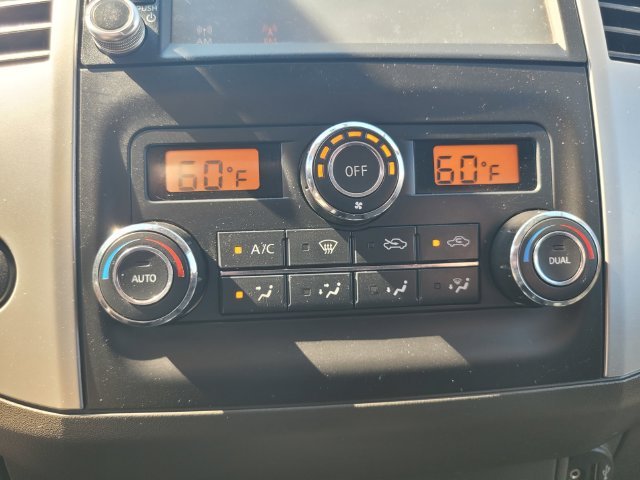 Used 2020 White Nissan SV image 24