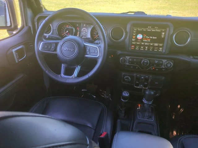 Used 2023 Silver Jeep Sahara image 30