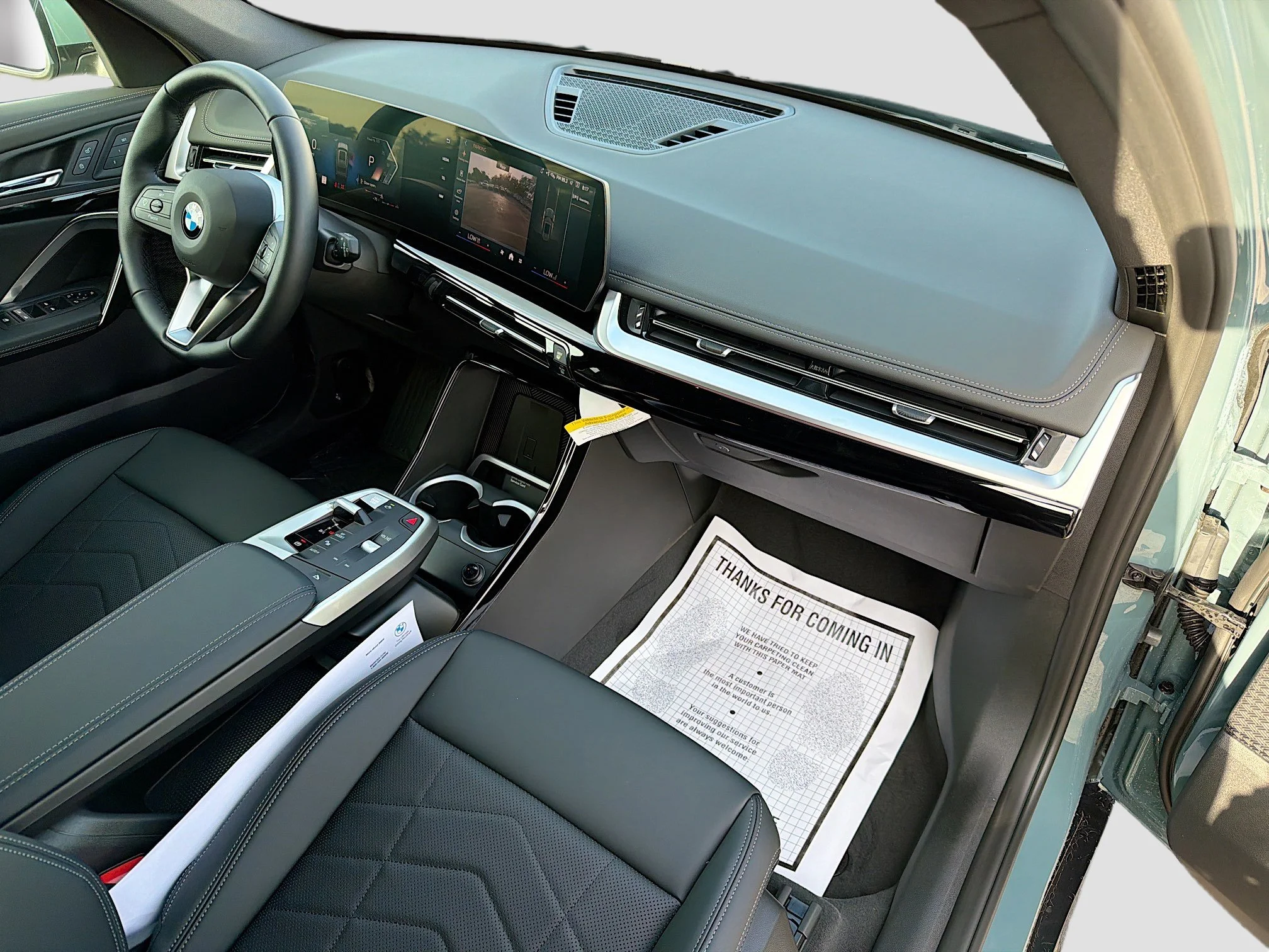 New 2026 Cape York Green Metallic BMW xDrive28i image 13
