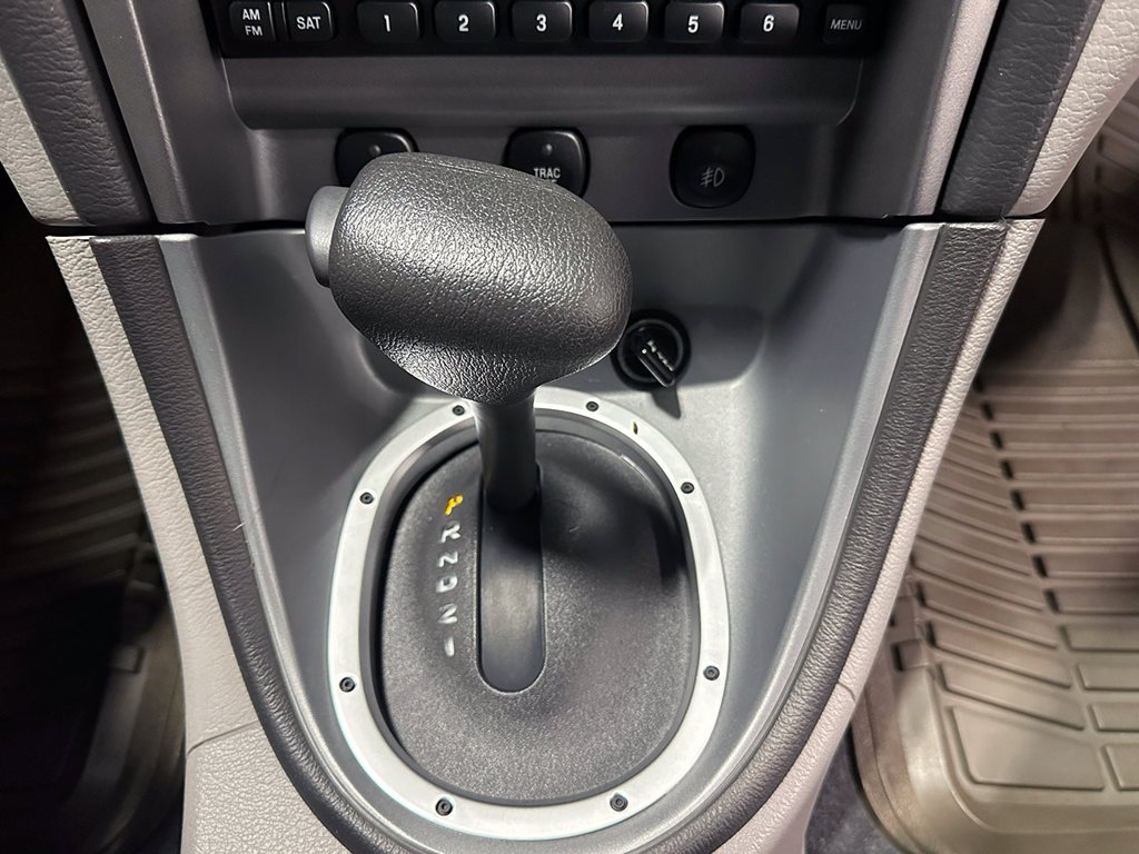 Used 2004  Ford GT image 56